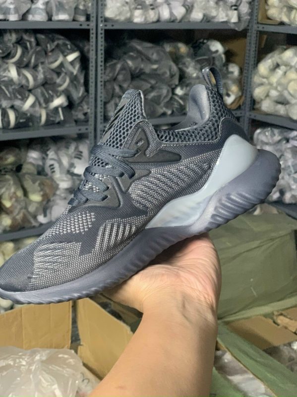 adidas-alphabounce-beyond-dark-grey-ban-co-biet-chat-lieu-de-giay-the-thao-moi-nay-anchuongshoes