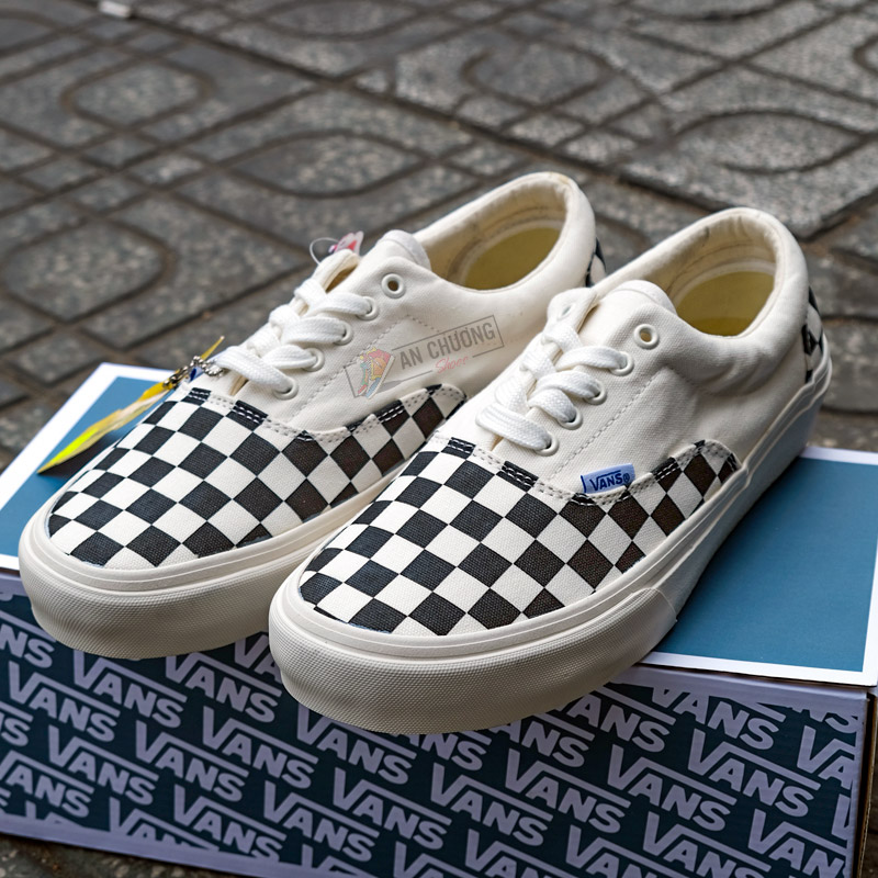 mau-giay-sneaker-cho-nguoi-huong-noi